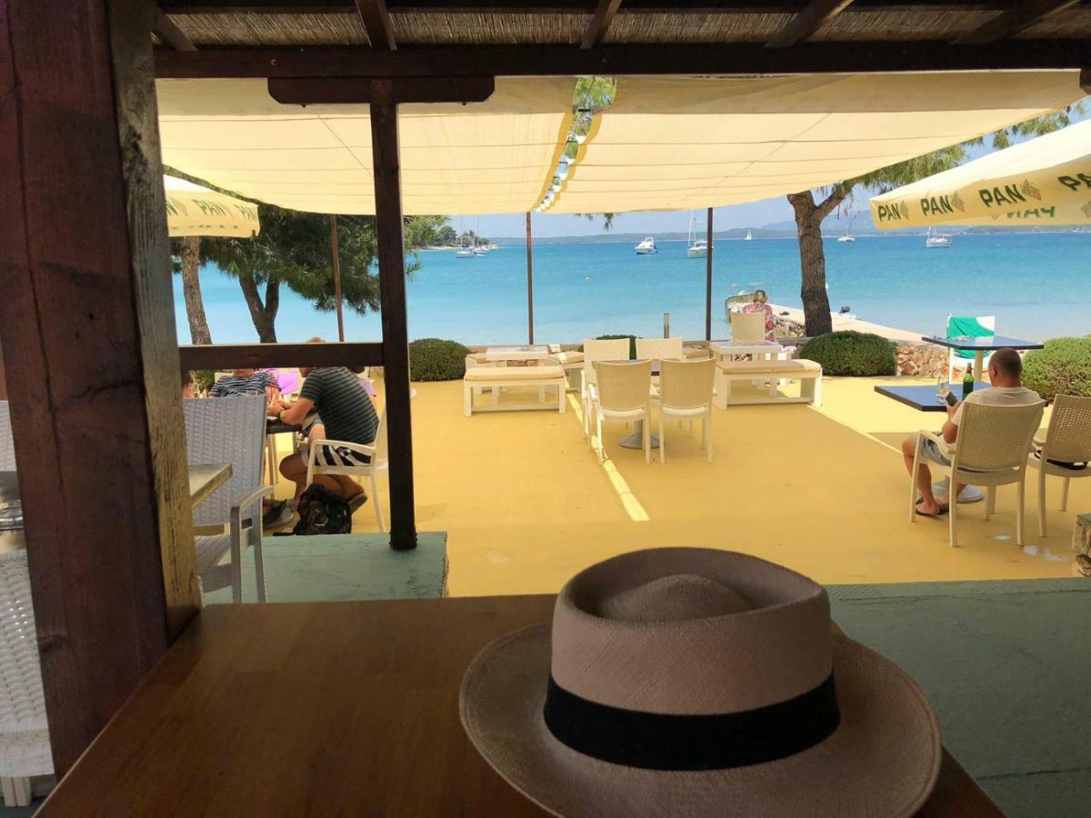 Villa Pina Тисно Экстерьер фото